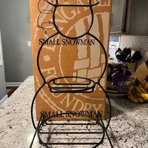 Longaberger Black Metal Wrought Iron Small Snowman Basket/Plate Holder